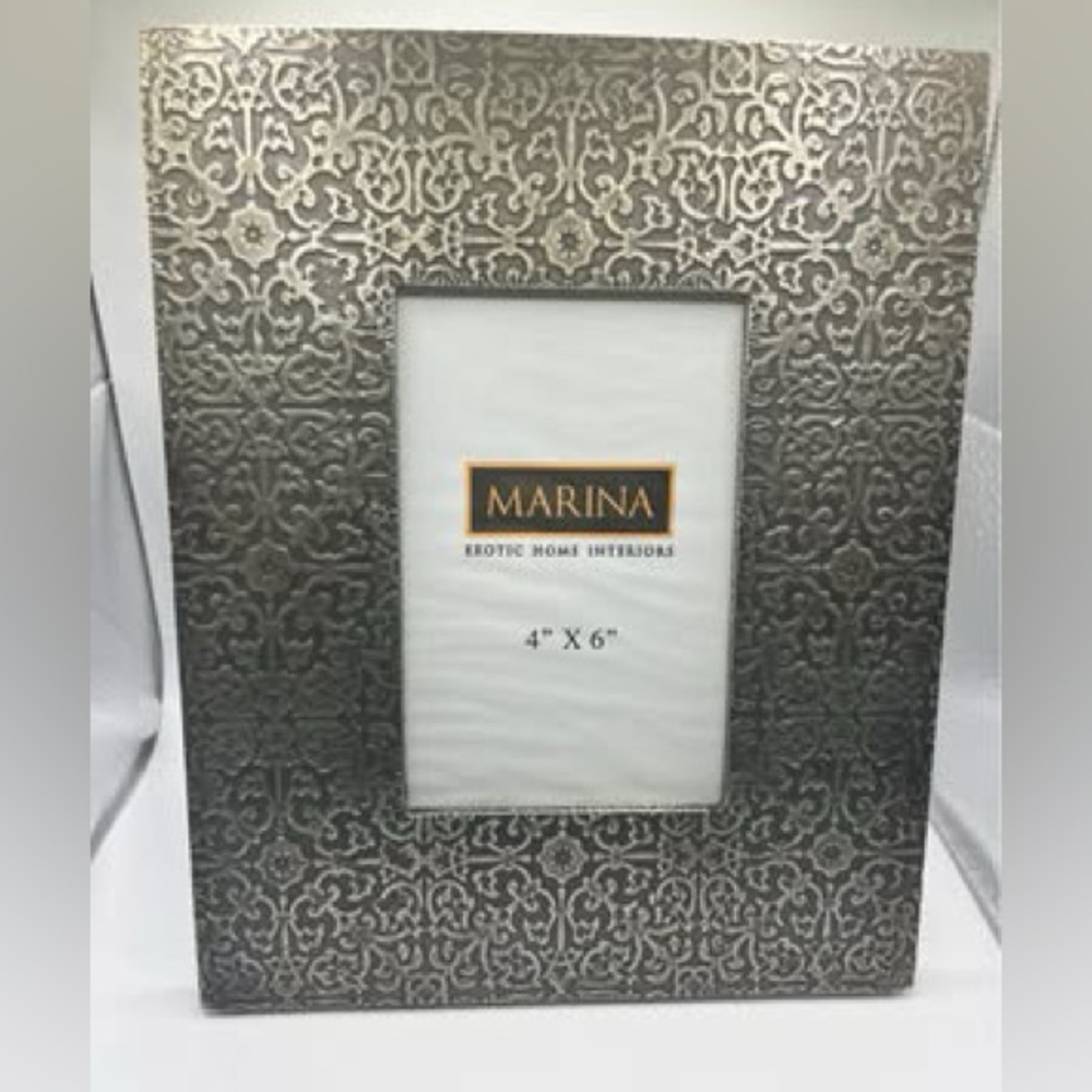 Marina Exotic Home Interiors 4”x6” Metal Embossed Frame Made India